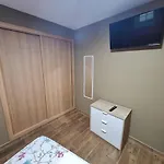 Estilo Americano Con Balcon דירה