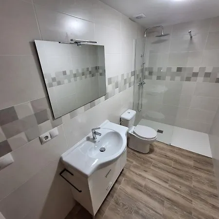 Appartamento Estilo Americano Con Balcon Pontevedra